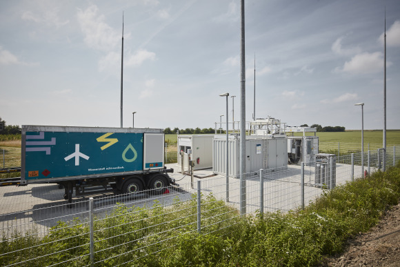 Elektrolyseur in Reussenköge - Wärmenetz Bosbüll